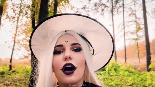 Suzie Sparklez - Horny Witch Pissing And Tasting Urine In The Dark Forest - videohdzog.com on poweredporn.com