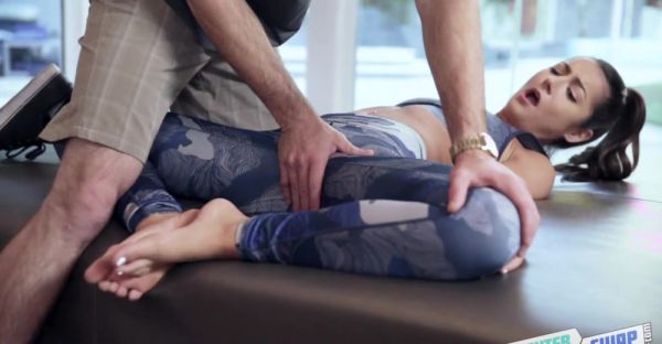 Lily and Romeo's wild ride in yoga pants - alphaporno.com on poweredporn.com