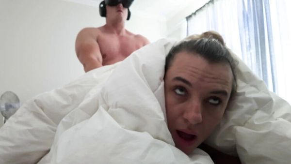 Stepdad VR Fuck Accident - Creampies Stepdaughter Stacey Reid Thinking She's Sex Doll - veryfreeporn.com - Britain - Usa - South Africa on poweredporn.com