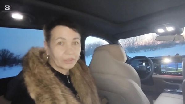 Winter Car Blowjob: Amateur Couple Sex in Snowy Drive - veryfreeporn.com - Russia on poweredporn.com