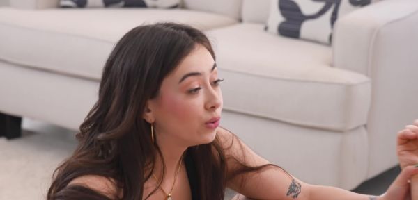 Chloe Surreal - Curves - inxxx.com on poweredporn.com