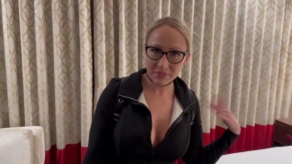 Crystal Clark - Stepmom Shares Hotel Bed With Me All Weekend - videohdzog.com on poweredporn.com