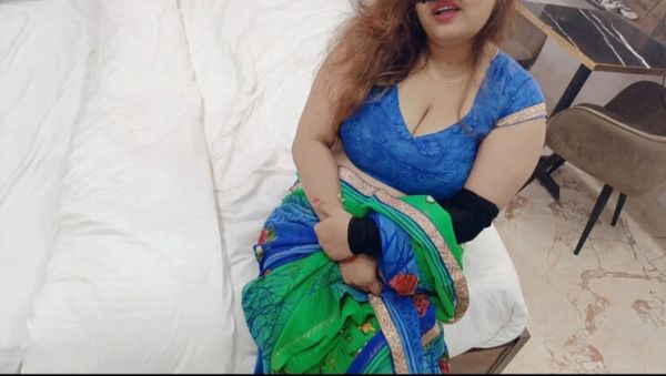 Wife Ke Nahate Time Husband Ne Chudakkad Sali Ko Pehli Bar Choda - xxxfiles.com - India on poweredporn.com