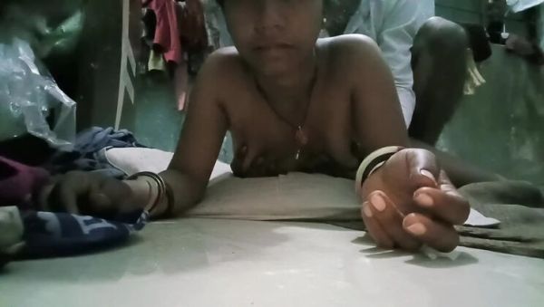 Desi Hot Indian Bhabhi Sexy Super Video - xxxfiles.com - India on poweredporn.com