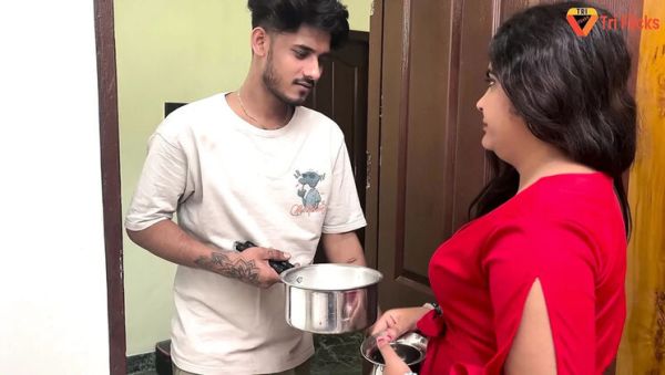 Pados Wali Bhabhi Kai Doodh ka Chakkar Indian Desi Bhabhi Fingering Cumshot Mature Pornstar HD Sex Video - xxxfiles.com - India on poweredporn.com