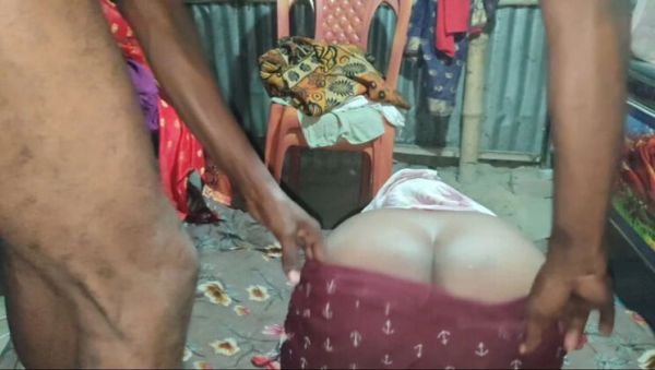 Indian Desi Wife Doggy Style Chudai at Night - xxxfiles.com - India on poweredporn.com