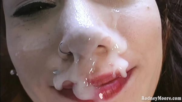 Retro Goth Cutie's Homemade Spider Blowjob And Facial - xxxfiles.com - Britain on poweredporn.com