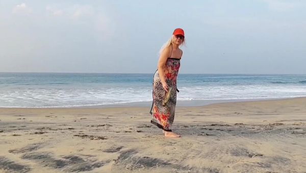 Hot Mature Blonde Wife Gets a Passionate Blowjob and Missionary Fuck in Stockings - veryfreeporn.com - Germany on poweredporn.com