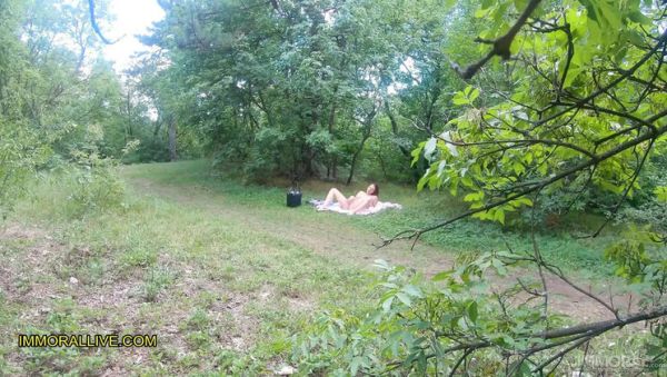 Stepdad & His Son Spy on Horny Sunbather Mia Rose - Big Booty Teen Gets Tag Teamed! Part 1 - veryfreeporn.com - Britain on poweredporn.com