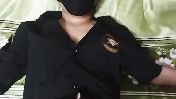 Amateur Bangladeshi Couple's Romantic First Time POV Titty Fuck - porntry.com - Bangladesh on poweredporn.com