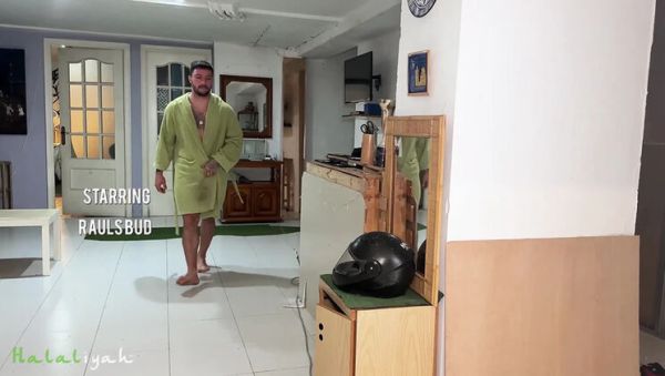 Big Tits Hijabi Wife Rauls Bud Gets Fucked By Spanish Bull - veryfreeporn.com - Britain - Usa - Spain on poweredporn.com