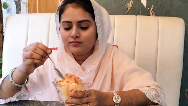 Hot Asian Girlfriend Gets Kachchi Biryani Then Fucked Hard At Home - Full Bangla Audio - veryfreeporn.com - India on poweredporn.com