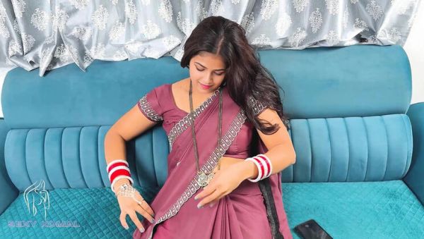 Desi Bhabhi Komal's Cheating Sex on Sofa with Brother-in-Law - Hardcore Homemade - veryfreeporn.com on poweredporn.com