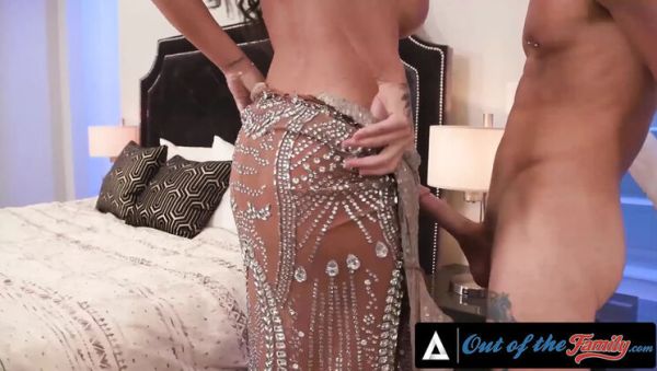 Elizabeth Skylar Makes Groom Eat Her Pussy Before Wedding - veryfreeporn.com - Britain on poweredporn.com
