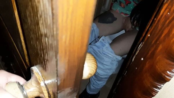 Spying on My Stepsister Moaning and Masturbating in the Toilet - veryfreeporn.com - North Korea on poweredporn.com