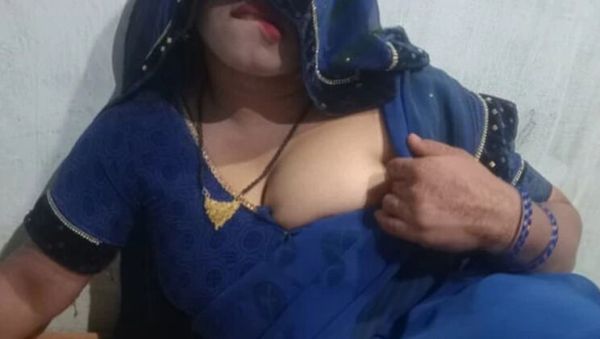 Huge Titted Indian Babe Fucks Hard In Saree - veryfreeporn.com - India - Nepal on poweredporn.com