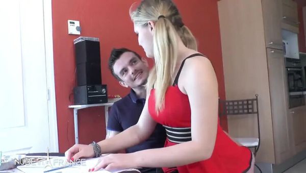 Young College Girl Does First Anal at Work and Gets Ass to Mouth - veryfreeporn.com - France on poweredporn.com