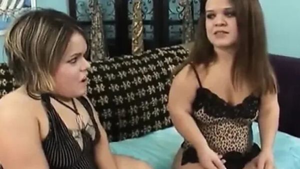 Ricky Masters fucks Mini Mya and another horny midget babe in hot sofa threesome - veryfreeporn.com - Britain on poweredporn.com