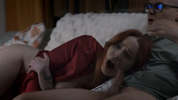 Step Mom Naps While Step Son Uses Her Mouth And Pussy On Christmas - veryfreeporn.com - Russia on poweredporn.com