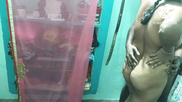 Telugu Vijayawada Babe Snorts Coke While Horny Maid Watches - veryfreeporn.com - India on poweredporn.com
