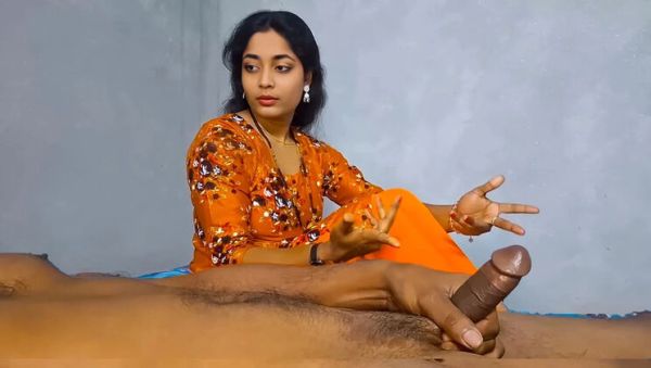 My angry big sister shares a single bed with me, then we fuck hardcore doggy style - veryfreeporn.com - Britain - India on poweredporn.com