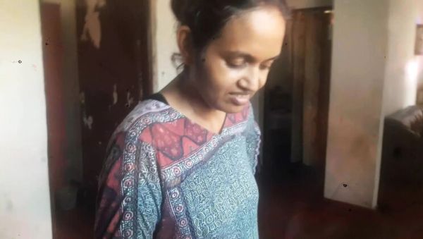 Fucking Hot Indian Housemaid Tina Baby While She Is Cooking in Kitchen - veryfreeporn.com - India on poweredporn.com