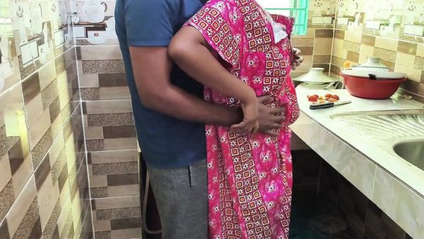 Hot Desi Bhabhi Gets Fucked By Devar In The Kitchen - Bangla Voice Homemade Sex - veryfreeporn.com - India on poweredporn.com