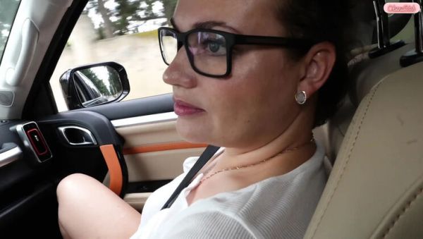 Busty Slut Wife Sucks Stranger's Massive Cock in Car, Greets Her Cuckold Hubby - porntry.com - Russia on poweredporn.com