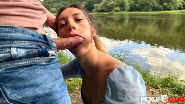 Gorgeous Isabella De Laa Gets Her Perfect Body Fucked Hard Outdoors - porntry.com - Czech Republic on poweredporn.com
