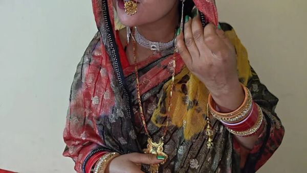 Desi Bhabhi New Bridal Fucked After Deep Blowjob Hindi Sex Audio - xxxfiles.com - India on poweredporn.com