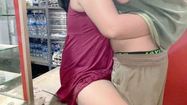 Aldy Bang Fucks Plump Asian MILF on the Front Porch Desk - porntry.com - Indonesia on poweredporn.com