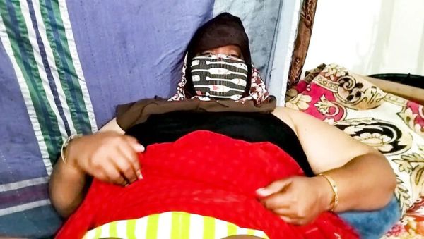 Newly Married Desi Couple Honeymoon Full Video Watch Now Bangla Porn - porntry.com on poweredporn.com