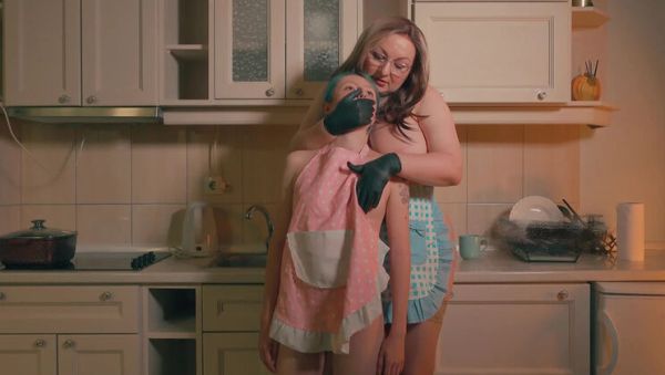 Tall Stepmom in Gloves Inspects and Dildo Fucks Tiny Stepdaughter - porntry.com - Britain on poweredporn.com