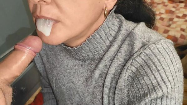 Hot Amateur Wife Gives Sloppy Blowjob and Takes Cum in Mouth - xxxfiles.com on poweredporn.com