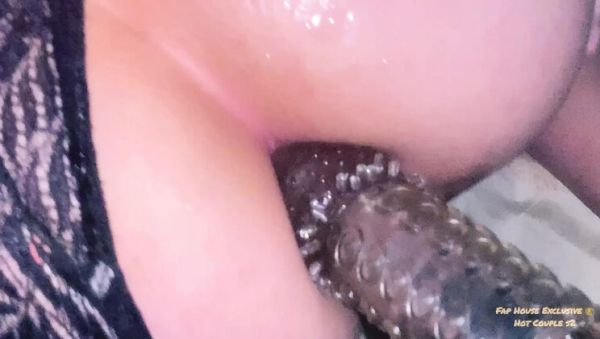 Real Couple Puts Dildo in Pussy Until She Pee with Lust - veryfreeporn.com - Brazil on poweredporn.com