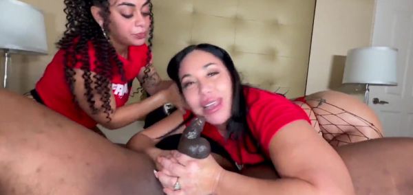 Stepmom and daughter tag team BBC - inxxx.com on poweredporn.com